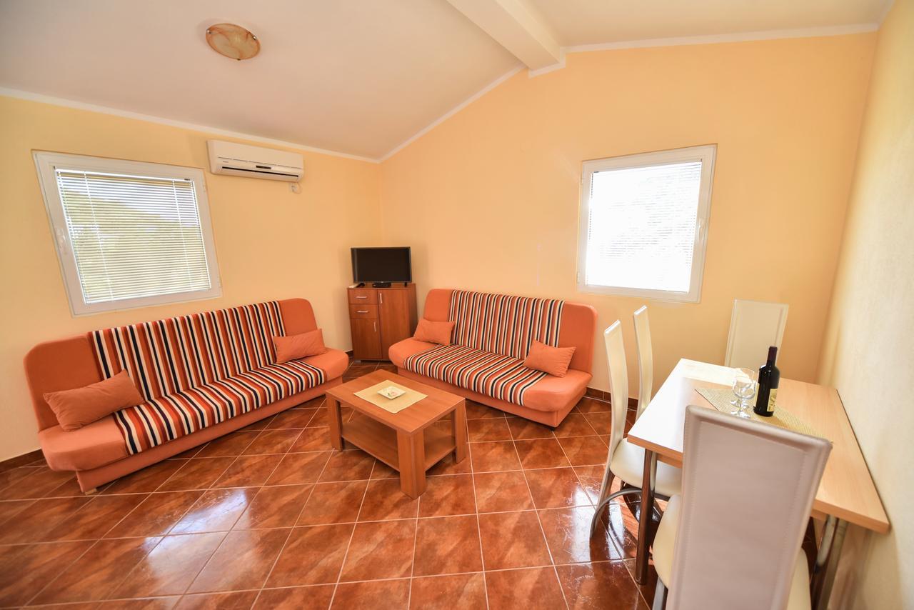 Apartmani Stanisic Čanj Exterior foto